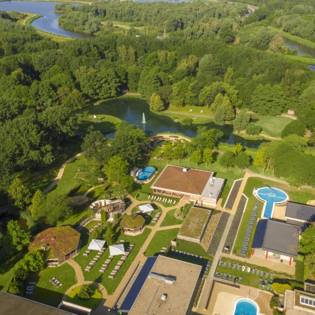 Thermen Bad Nieuweschans Tuin luchtfoto 3 500